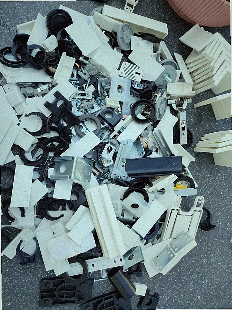 1 kg Ersatzteil IKEA Winkel Wandhalterung 10049278 / 124518 * METOD Küche Ikea