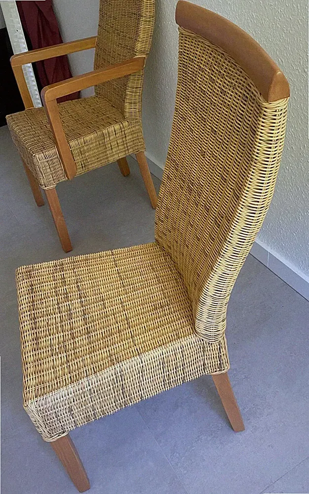 1 Stuhl aus polierter Buche + Geflecht (Rattan), Küche Esszimmer