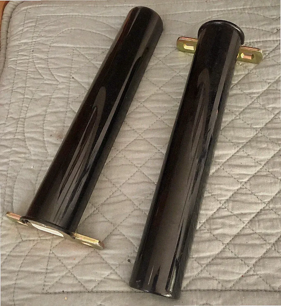 1 x Bauhaus Regal Konsole Metall/Kunststoff Schwarz 23 x 3,5 x 2/4,5 cm