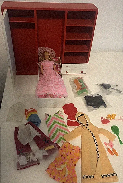 1965 Barbie Vintage Korea , ,Schrank Bett ,Kleidungen ,Taschen ,Schuhe Zubehör