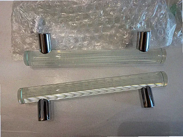 1x Glas / Kristall Möbelgriff