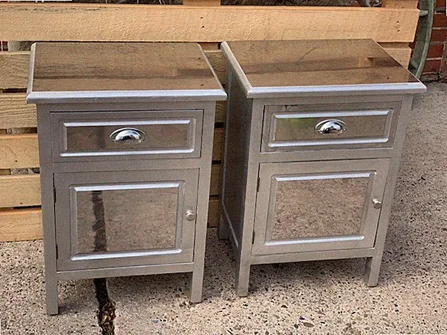 2 Designer Nachttische Schränkchen kl. Kommoden Holz Edelstahl Art deco