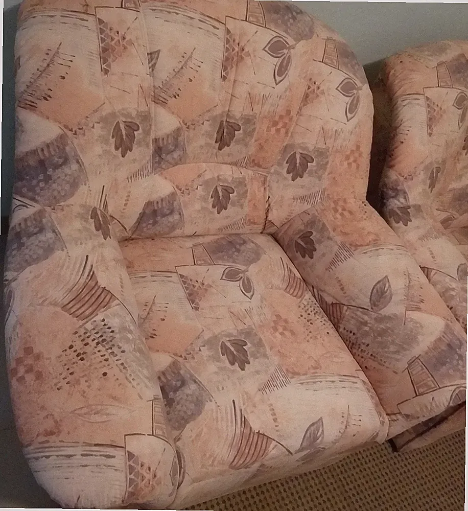 2 neuwertige Sessel mit Hocker DOMO collection Modell Bahia