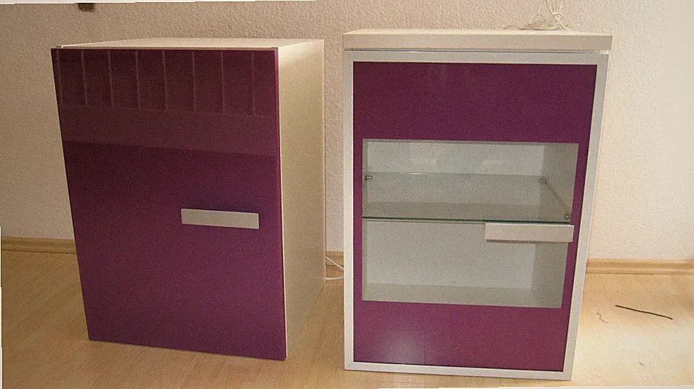 Violett Vitrine
