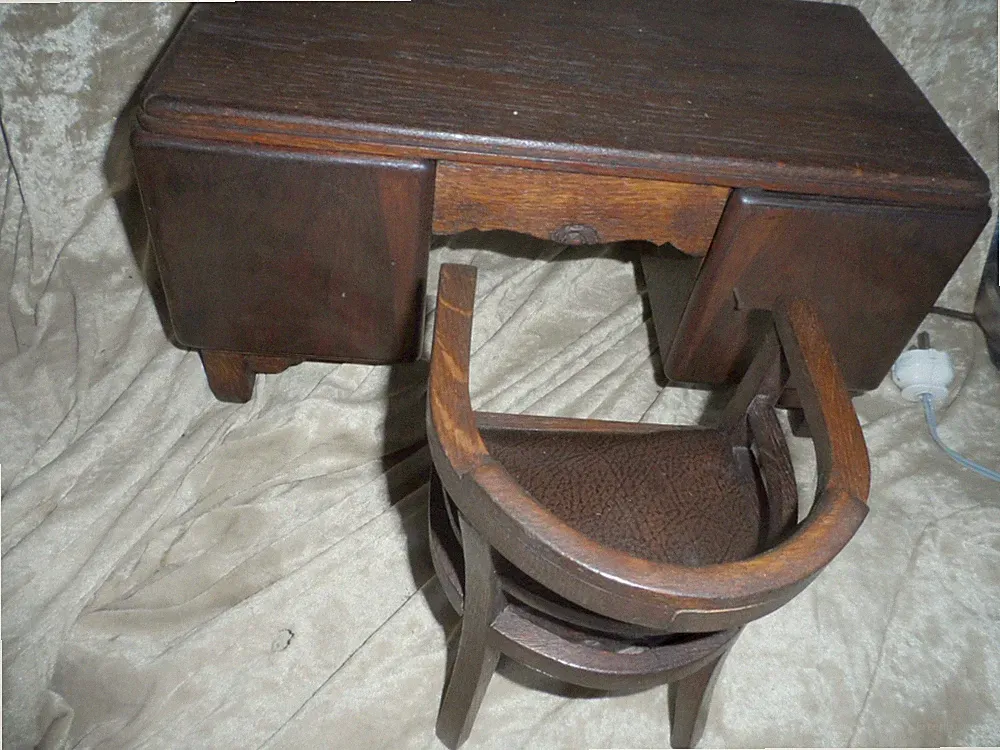 Art Deco Schreibtisch