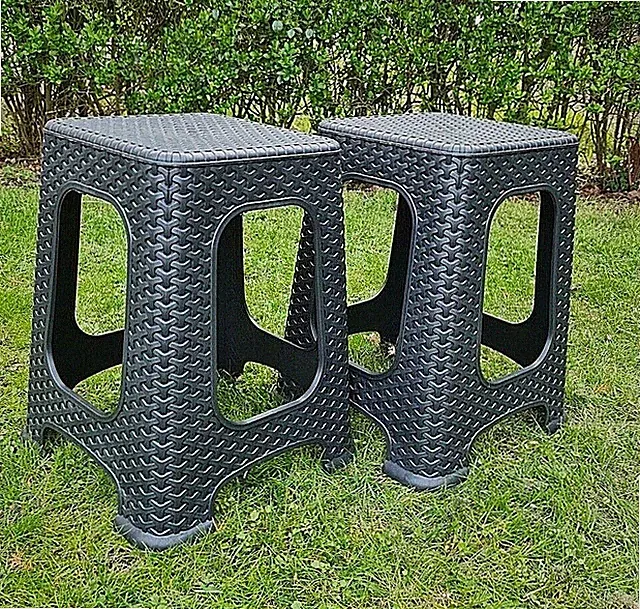 2x Hocker Tabure Stapelhocker Campingsitz Garten Gast Sitz Stuhl Rattan Schwarz