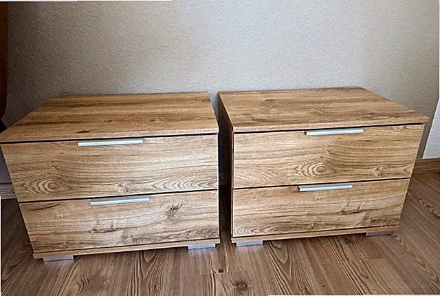 2x Nachttisch Eiche sägerau Nachbildung, 2 Schubladen, 52x40x38