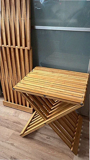 2x universale Klappstuhle aus Bambus sehr stabil , klappbar