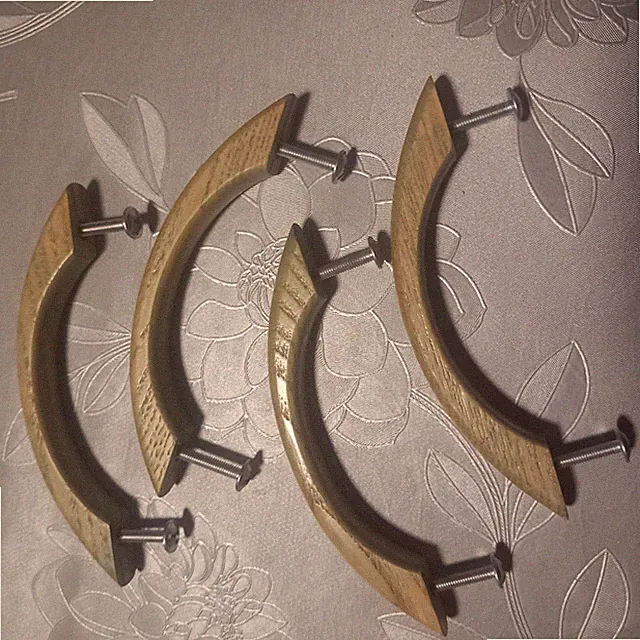 4 Möbelgriffe grün , Holzgriffe