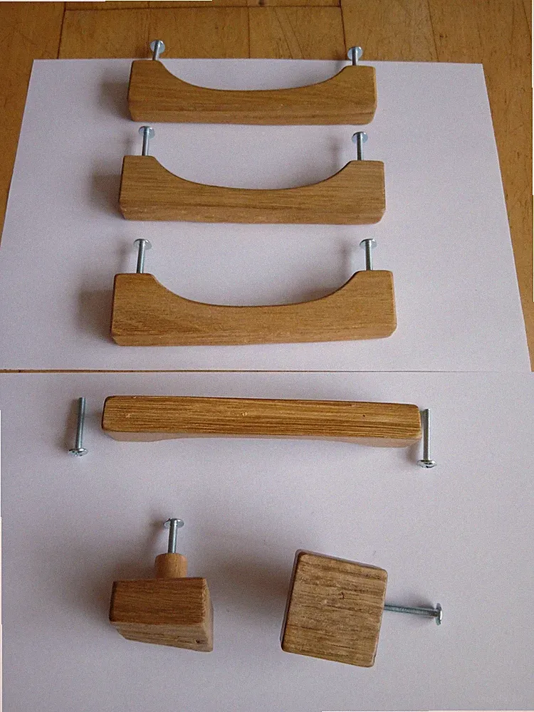 4 X Möbelgriffe EICHE Handarbeit 128 cm &2 Knauf
