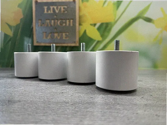 4er Set Buche Weiß 5cm. Bettfüße Möbelfüße Holzfüße Rundfüße Couchfüße M8