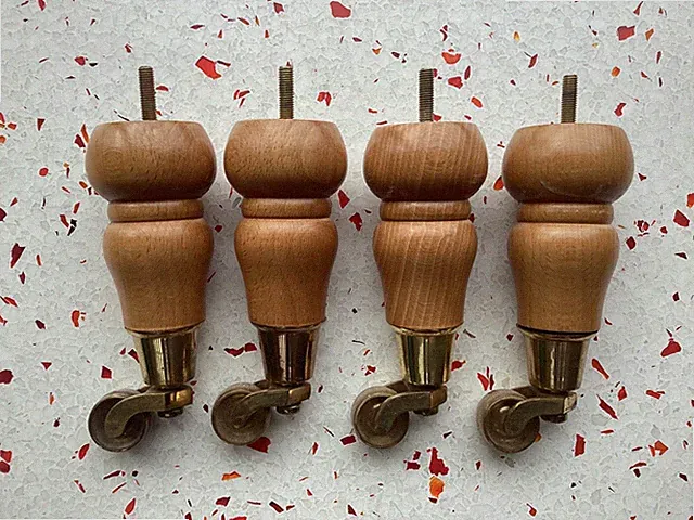 4er Set Massivholz Möbelbeine mit Messingrollen