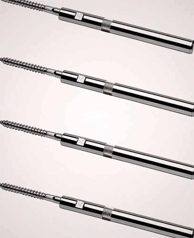 4x Tablarträger unsichtbar Regal 10x100 mm Regal-Träger 40 kg Regalbodenträger