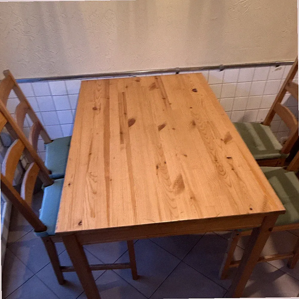 5-tlg. Holz-Esstisch Set rechteckig helles Holz mit 4 Stühlen, Polster grün