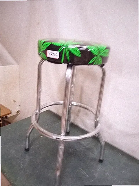 7214. gebr. Hocker Barhocker Bauhaus Hocker Fußgestell Chrom