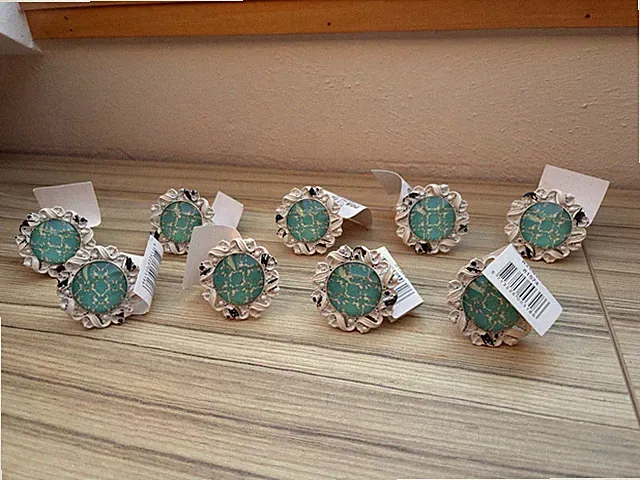 9 (Verkauf als Set) Möbelknöpfe der Marke Van Deurs Danmark weiss und türkis