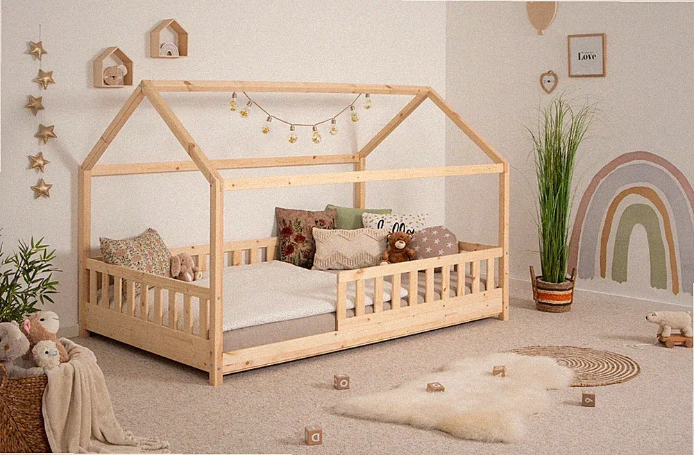 ANGEBOT Hausbett "Kay" inkl. Rollrost B-WARE Kiefer massiv Natur 120x200 cm