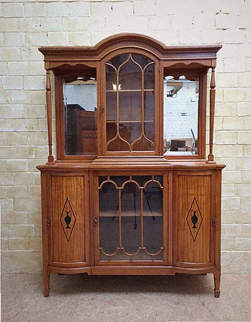 ANTIK! Buffet restauriert Jugendstil Bauhaus um1915 Mahagoni Küchenschrank