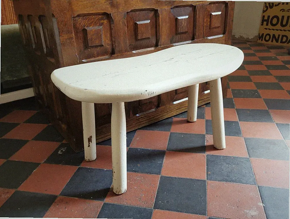 Antiker lackierter Beistell Couchtisch Nierentisch rustikal chic 35 cm H x 70 cm B sehr schwer