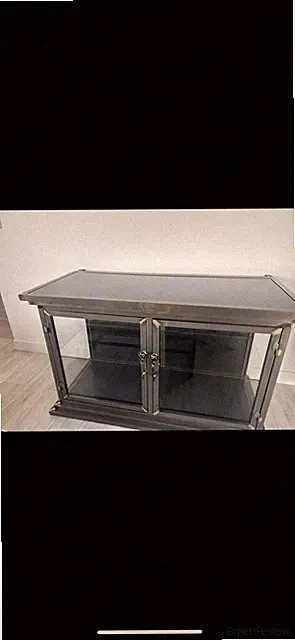 Arthur Spinder Vitrine aus Glas und Metall mit Rosengriff