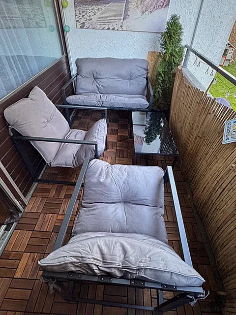 Balkonmöbel set 4 teilig, ganz neu,2 Stühle,1Sitzbank, 1 Glastisch incl.Sitzpols