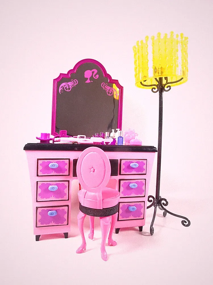 Barbie Möbel Glam Vanity De Luxe Schminktisch Stuhl Leuchte Mattel N4896 (21059)