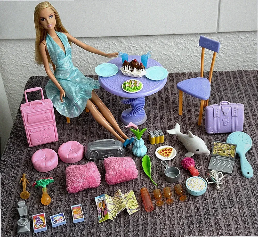 Barbie Party Cruise Ship Schiff Bus Puppe Fashion Kleidung Möbel Zubehör 2000er