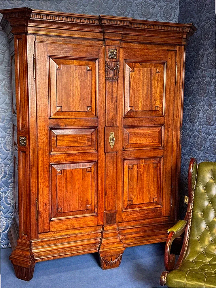 Barock Kleiderschrank