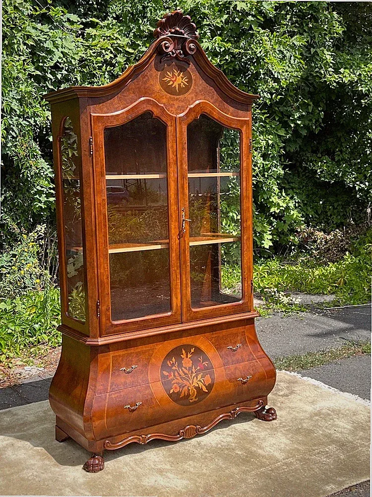 Barock Vitrine