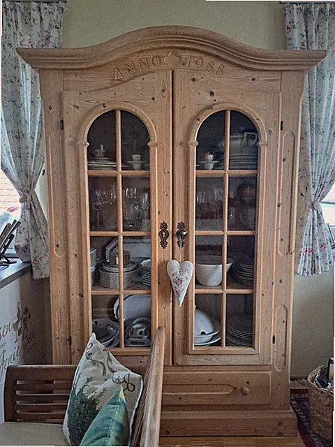 Bauernschrank