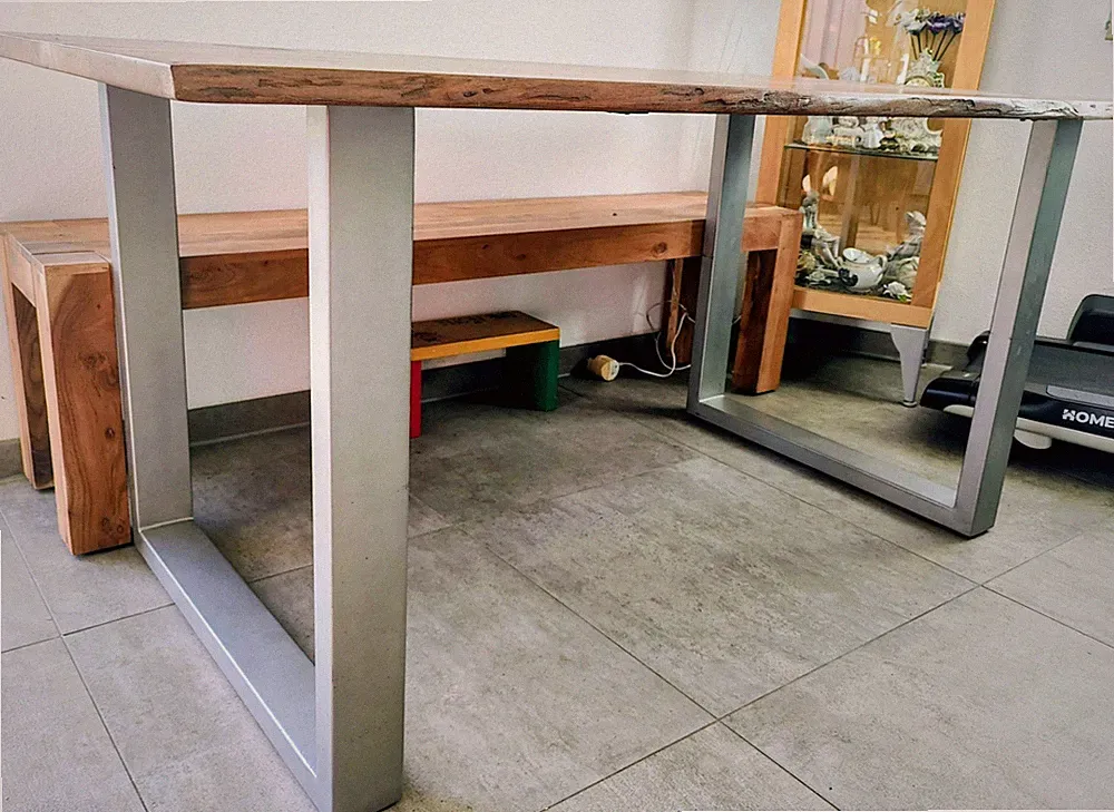 Baumkantentisch Massivholz Esstisch Küchentisch 180x90 Baumkante Kreuzgestell
