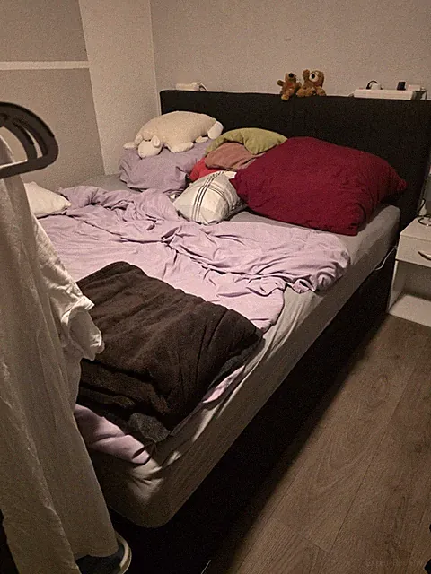 boxspringbett 180x200 mit Matratze und Topper