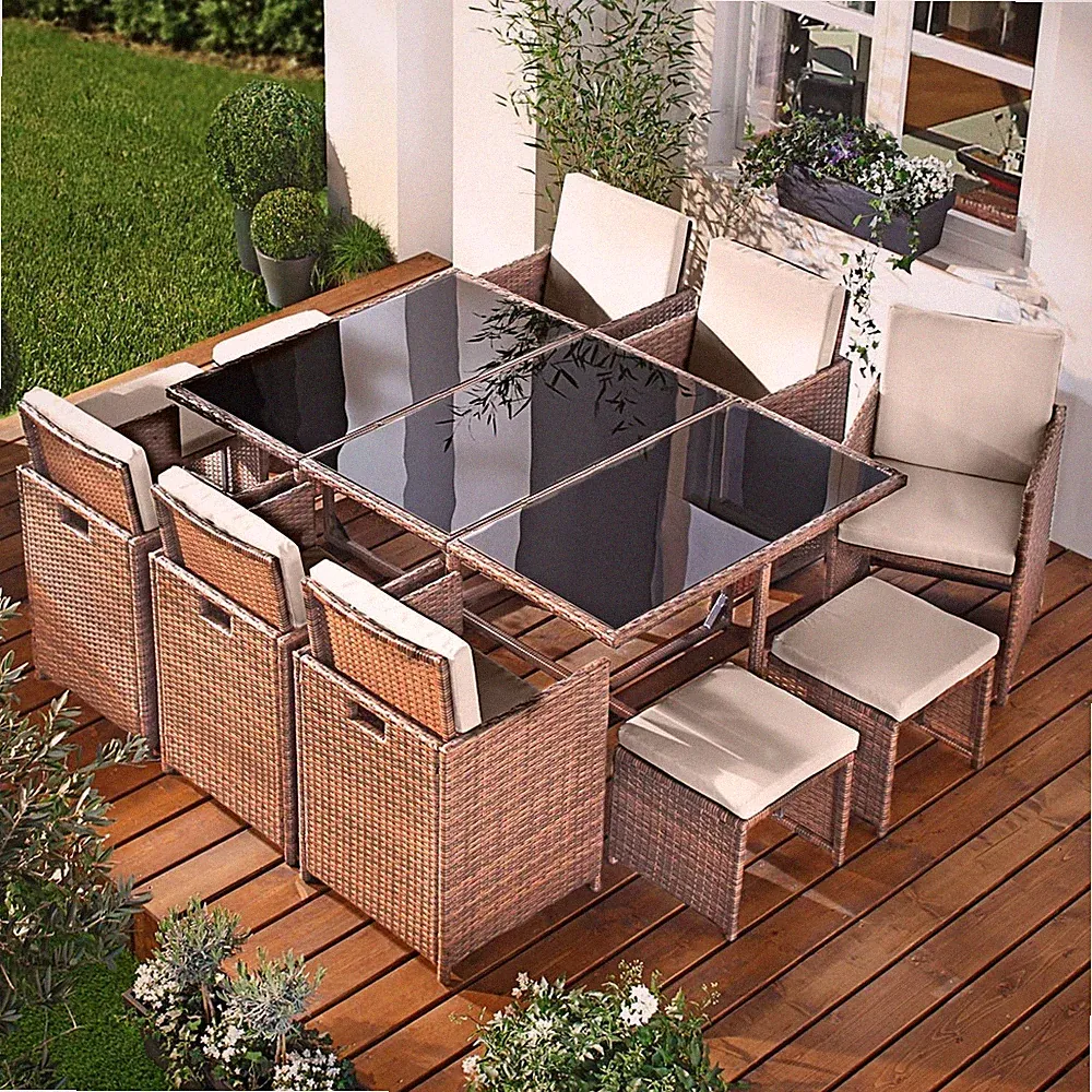 Braun Gartenmöbel