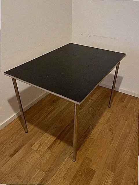 Breuer Style Tisch Mit Chrombeinen