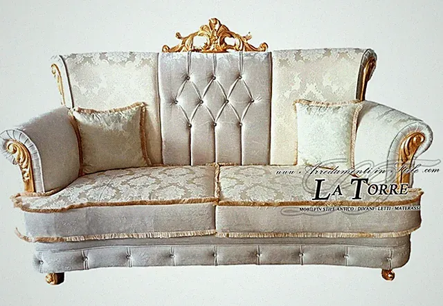 Chesterfield Modernes 3-Sitzer Sofa Damastkrone Elfenbein & Gold, 90 cm Höhe