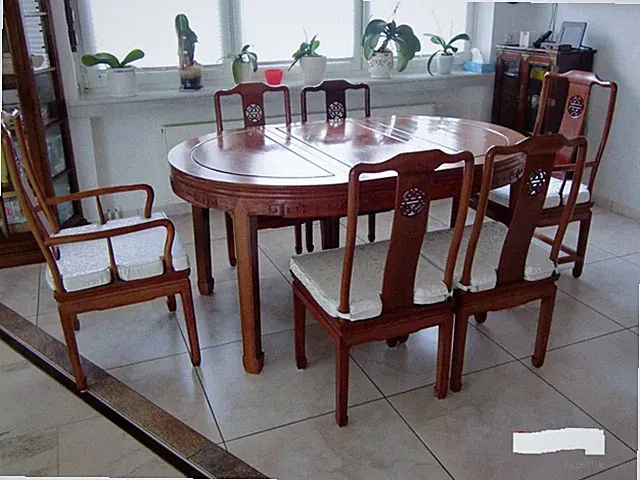 Chinesisches Esszimmer aus Rosenholz