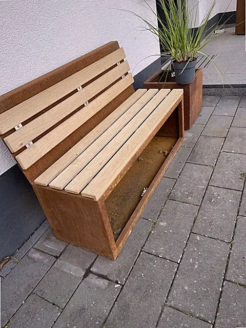Cortenstahl Sitzbank Mit Eichenholz