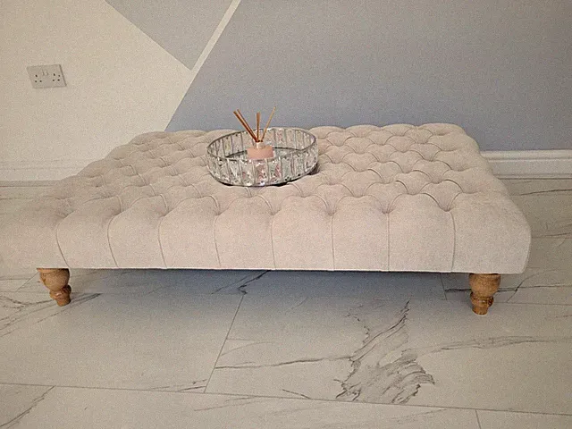 Couchtisch Fußhocker Chesterfield Design Handarbeit Fußstütze Büchertisch PetSeat