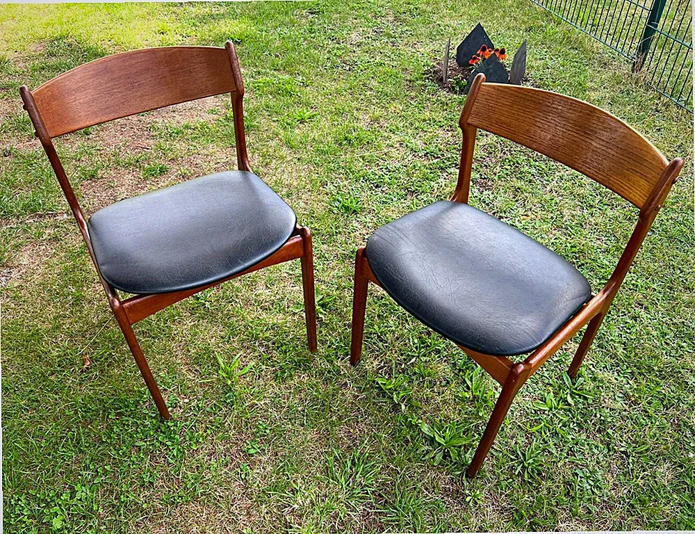 Dänisch Teak 2er Set Esszimmerstühle Holz braun Kunstleder schwarz, Erik Buch