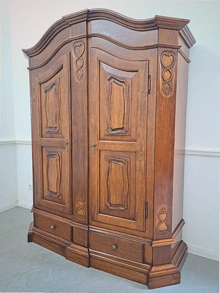 Dielenschrank Barock Stilmöbel Nussbaum Kunst X1
