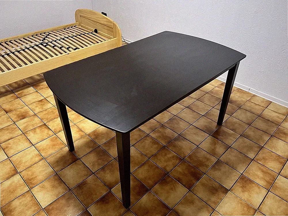 Dunkelbrauner / Brauner Holz Esstisch 150x88x75 cm NEU & UNBENUTZT
