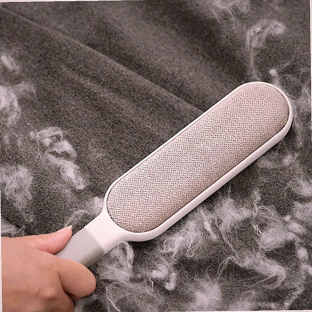 Effektiver Pet Brush für Tierhaare – Fusselbürste für Kleidung & Möbel