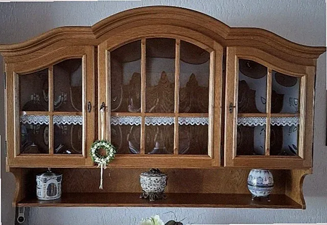 Eiche Rustikal Obervitrine Mit Drei Türen U. Gewölbten Glas