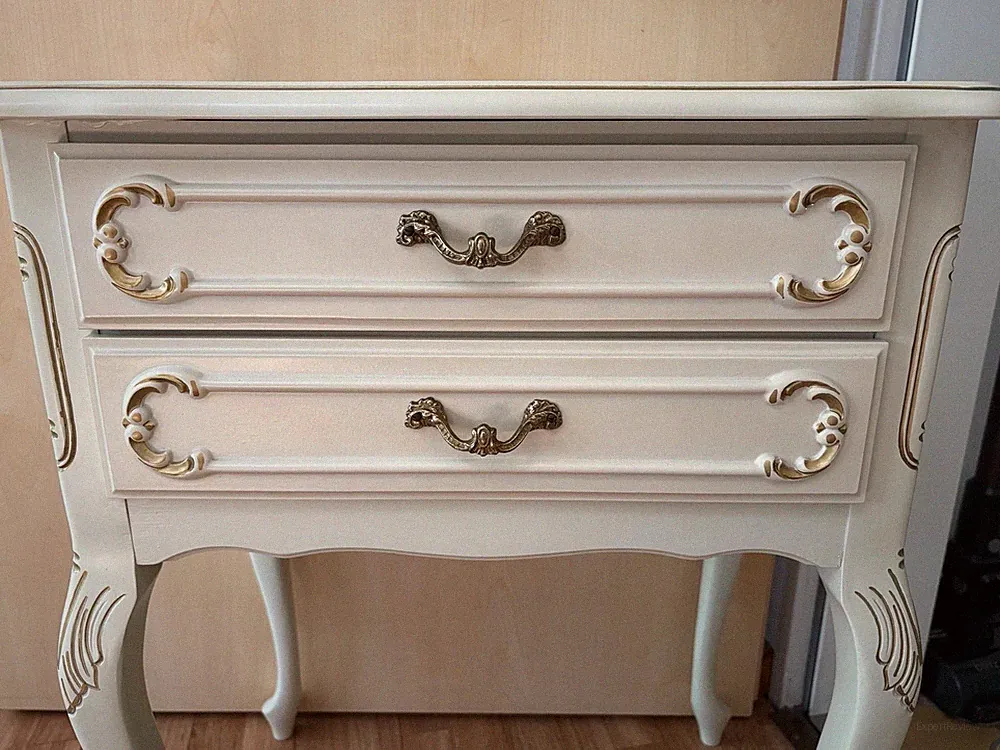 Eleganter Chippendale Nachttisch Shabby Chic Kommode Vintage Beistelltisch weiß