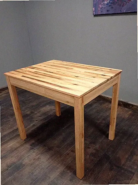 Esstisch aus Roteiche