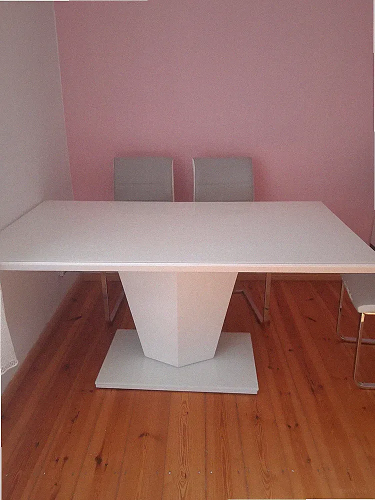 Esstisch/weiß/Glas/Kostenlose Stühle mit dazu