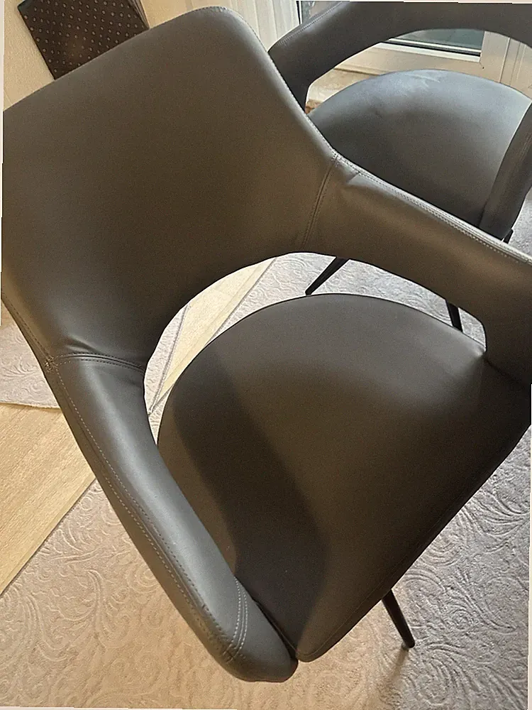 Esszimmerstuhl grau mit Armlehnen gepolstert Metallgestell 55x55x90 cm