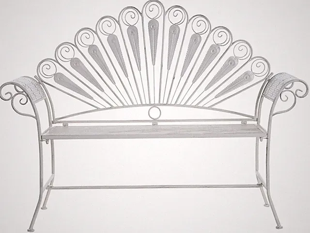 Französische Gartenbank Metall cremeweiß Antik-Optik Pfauen-Design Pavia