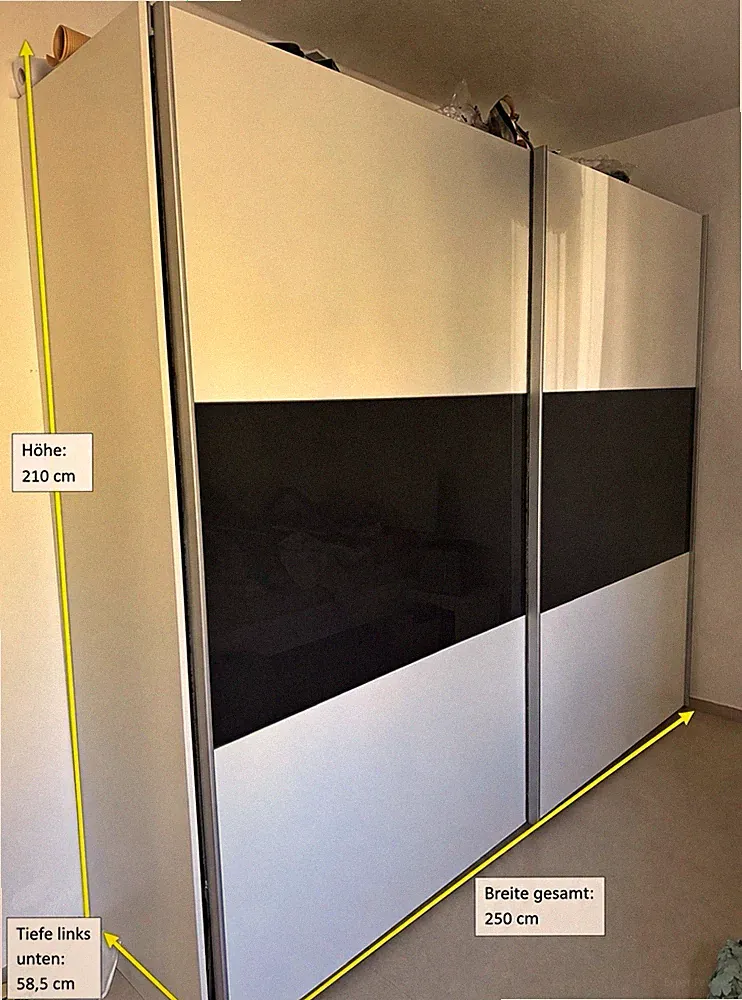 5 Kleiderschrank
