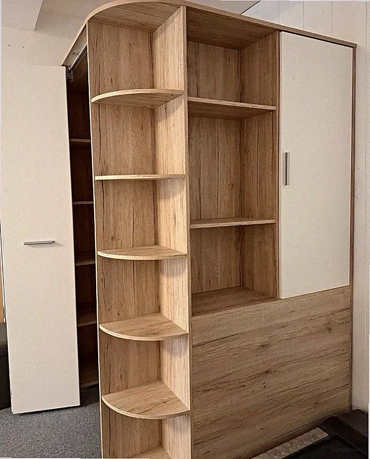 Freistehender Kleiderschrank Hodedah HI288 200 cm Weiß/Holzoptik 2-türig